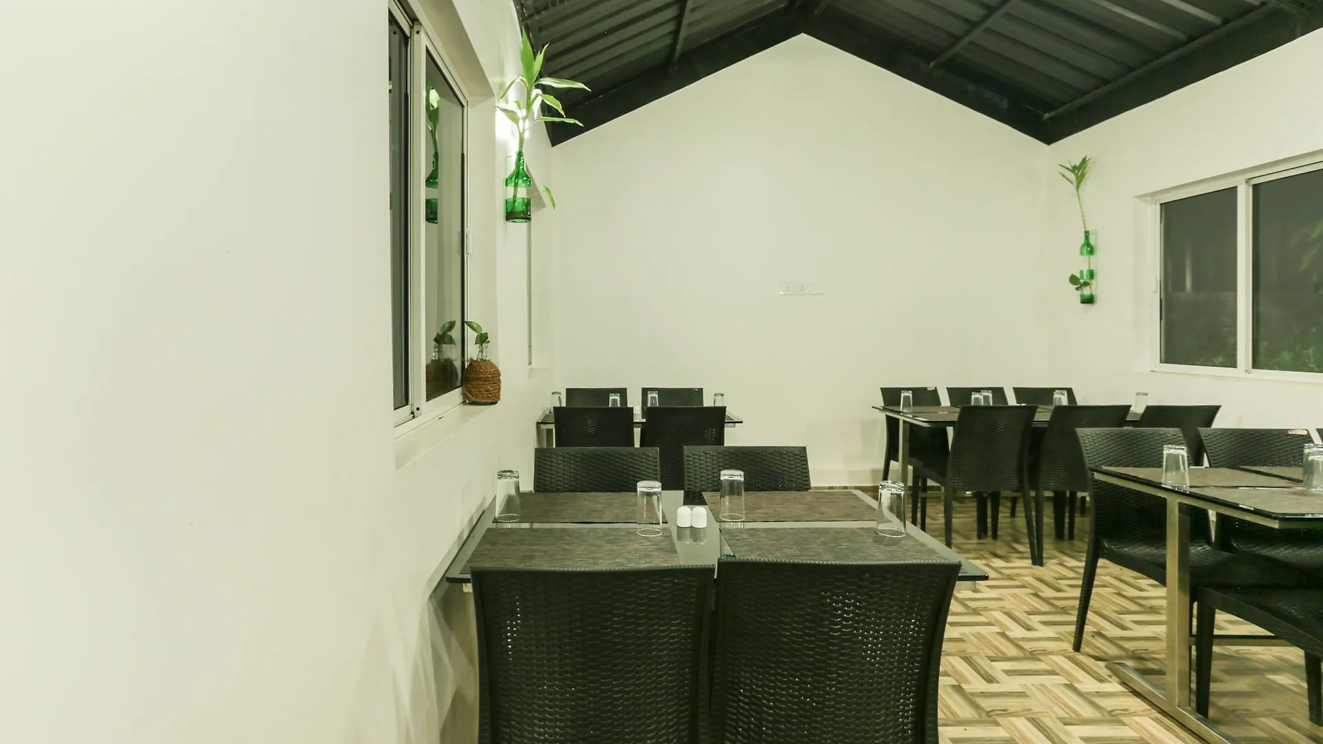 Treebo Forest County Munnar 3*,  Ινδία